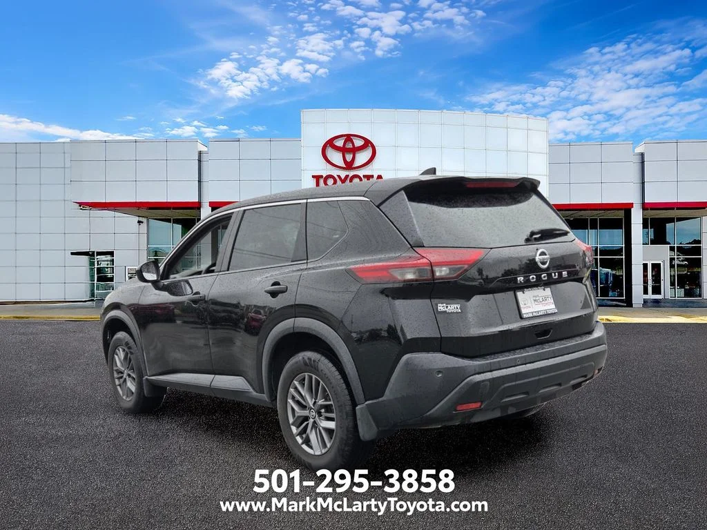 Used 2021 Black Nissan S image 3