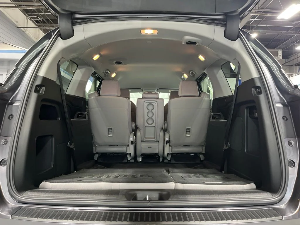 2024 Honda Odyssey EX - Photo 11