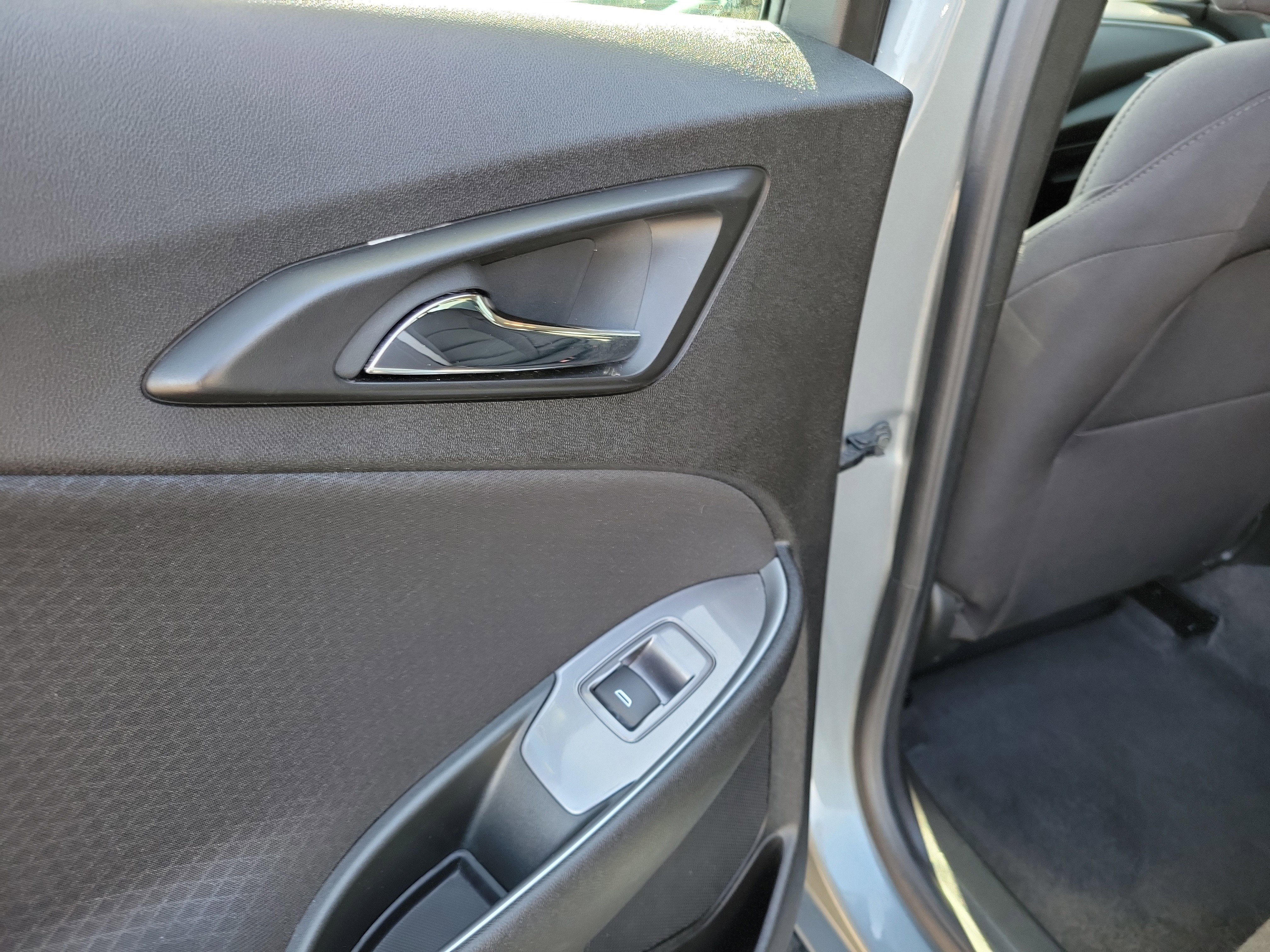Used 2024 Sterling Gray Metallic Chevrolet LT image 13