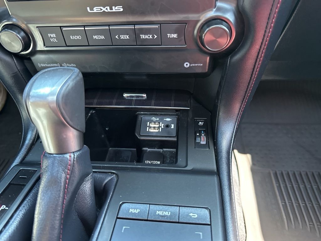 Used 2022 White Lexus 460 image 35