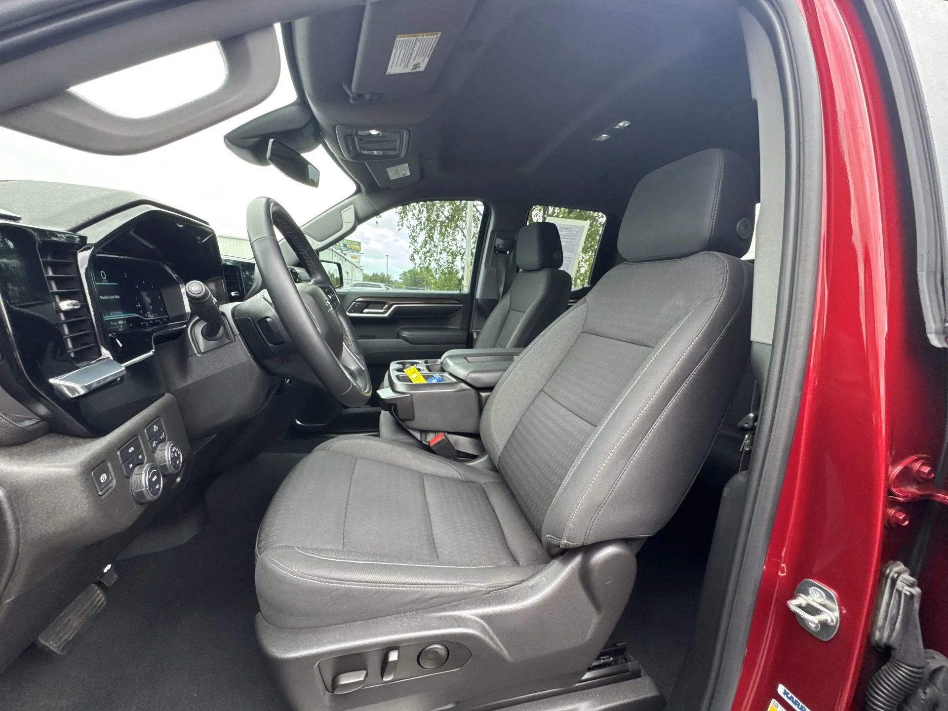 2023 Chevrolet Silverado 1500 RST - Photo 11