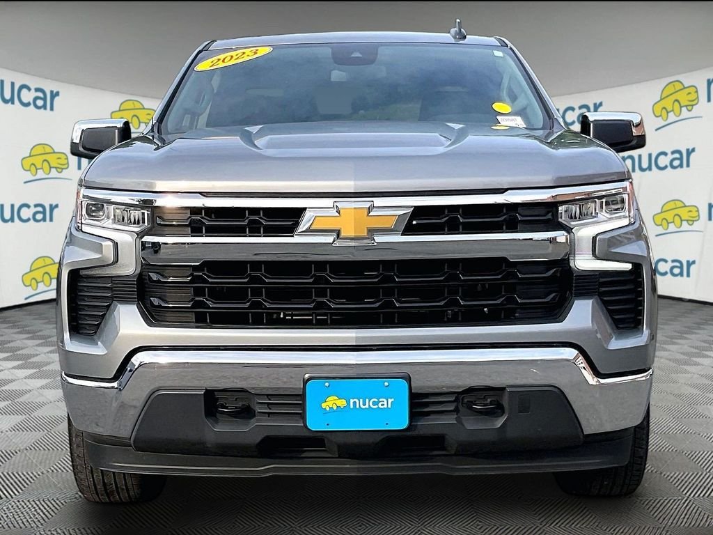 Used 2023 Gray Chevrolet LT image 2