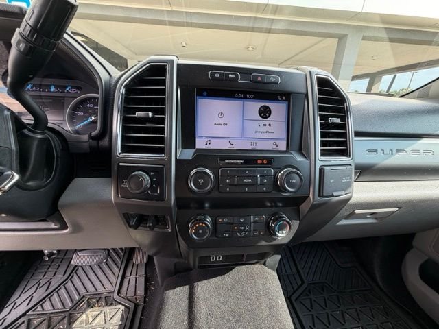 Used 2019 Oxford White Ford XLT image 14