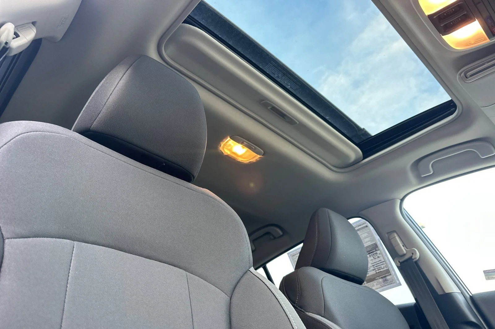 New 2026 MAGNETITE GRAY PEARL Subaru Premium image 19