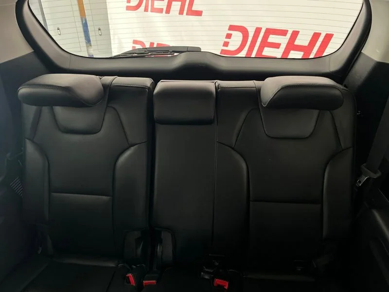 Used 2020 White Kia EX image 16