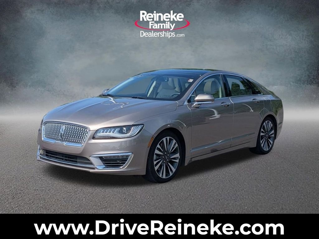 Used 2018 Brown Lincoln Reserve image 1
