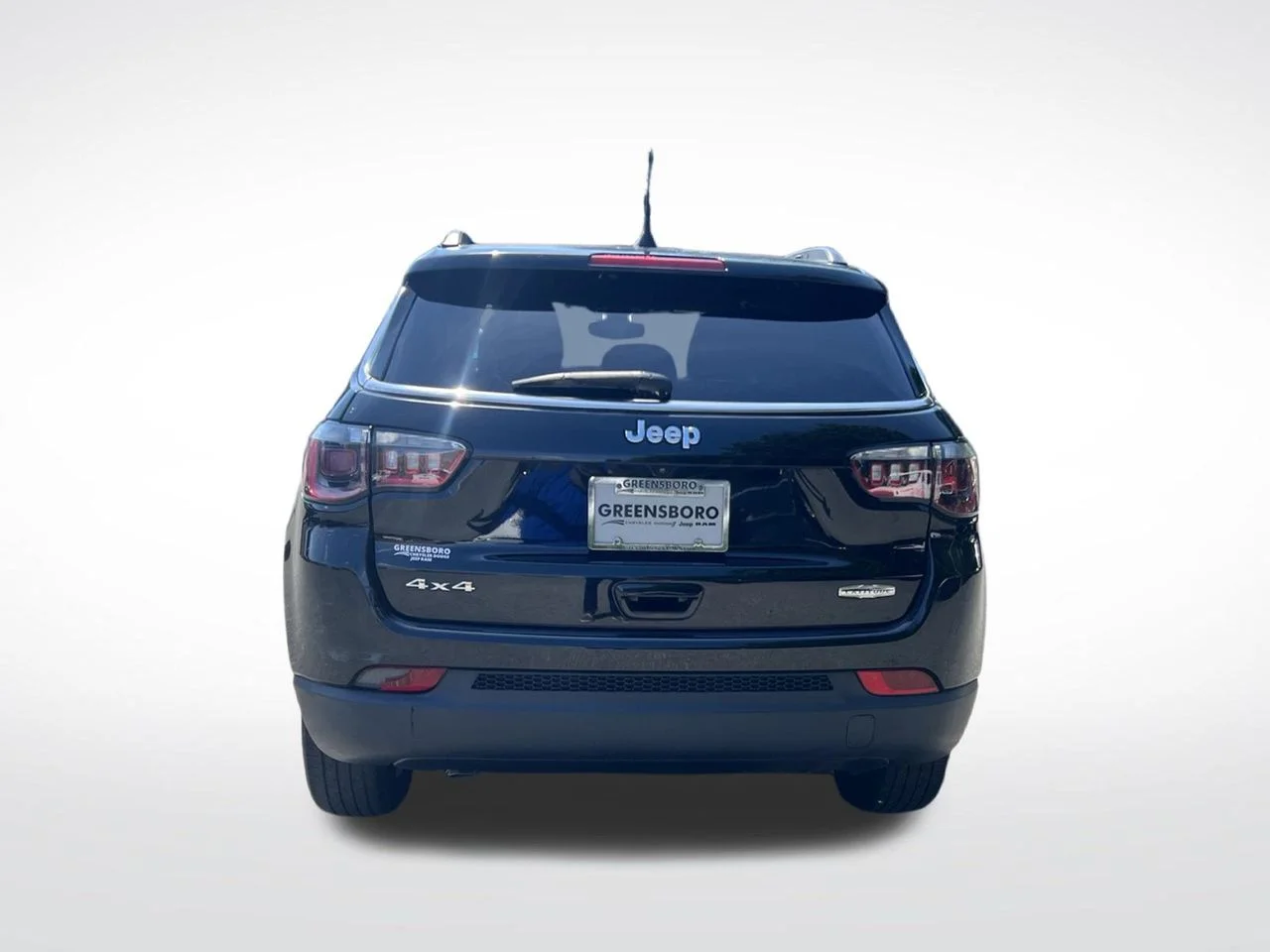 Used 2023 Black Jeep Latitude image 4