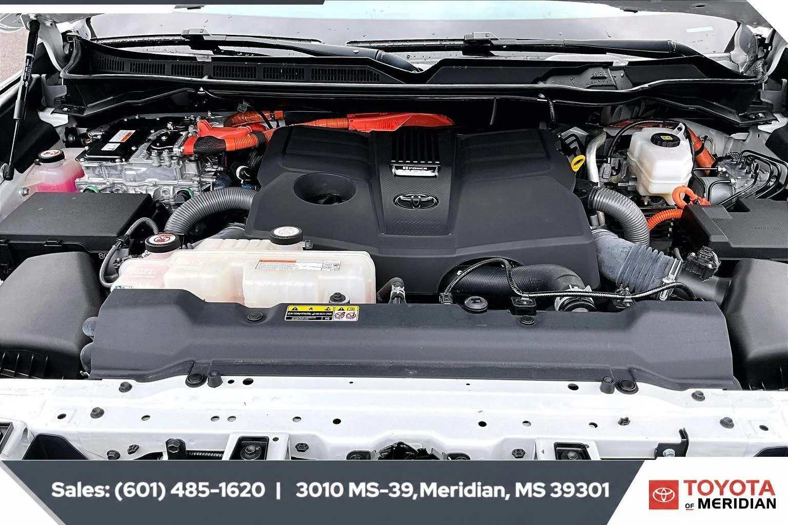 Used 2023 Wind Chill Pearl Toyota Platinum Hybrid image 8