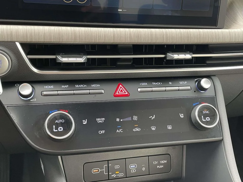 Used 2026 Carbon Blue Hyundai SEL image 21