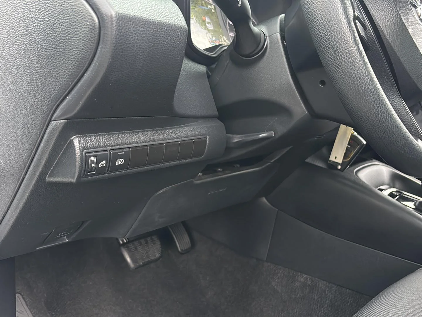 Certified Used 2024 Ice Cap Toyota LE image 33