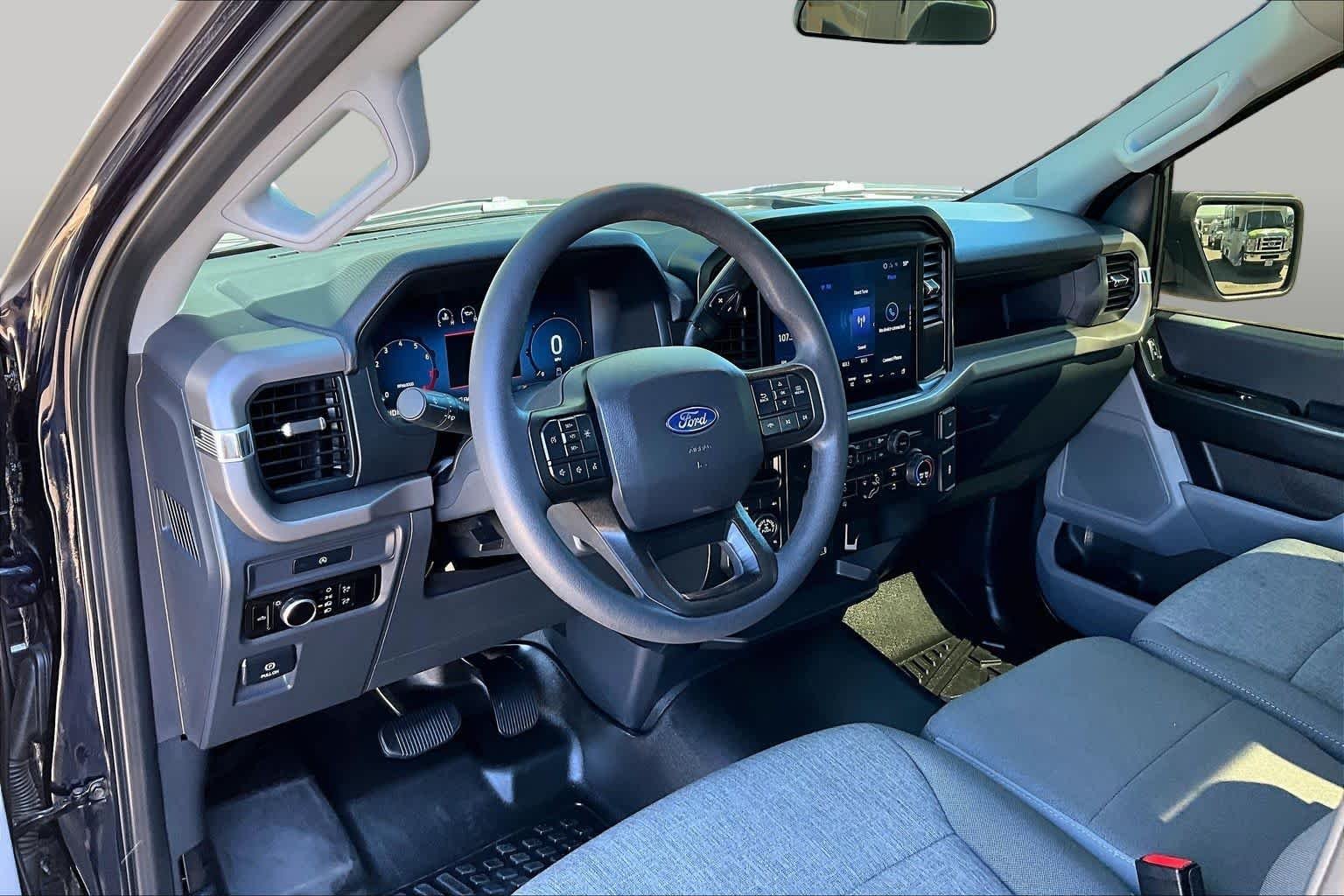 Used 2025 Blue Ford XL image 15