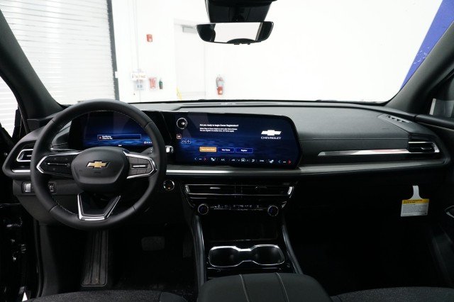 New 2026 Mosaic Black Metallic Chevrolet LT image 16