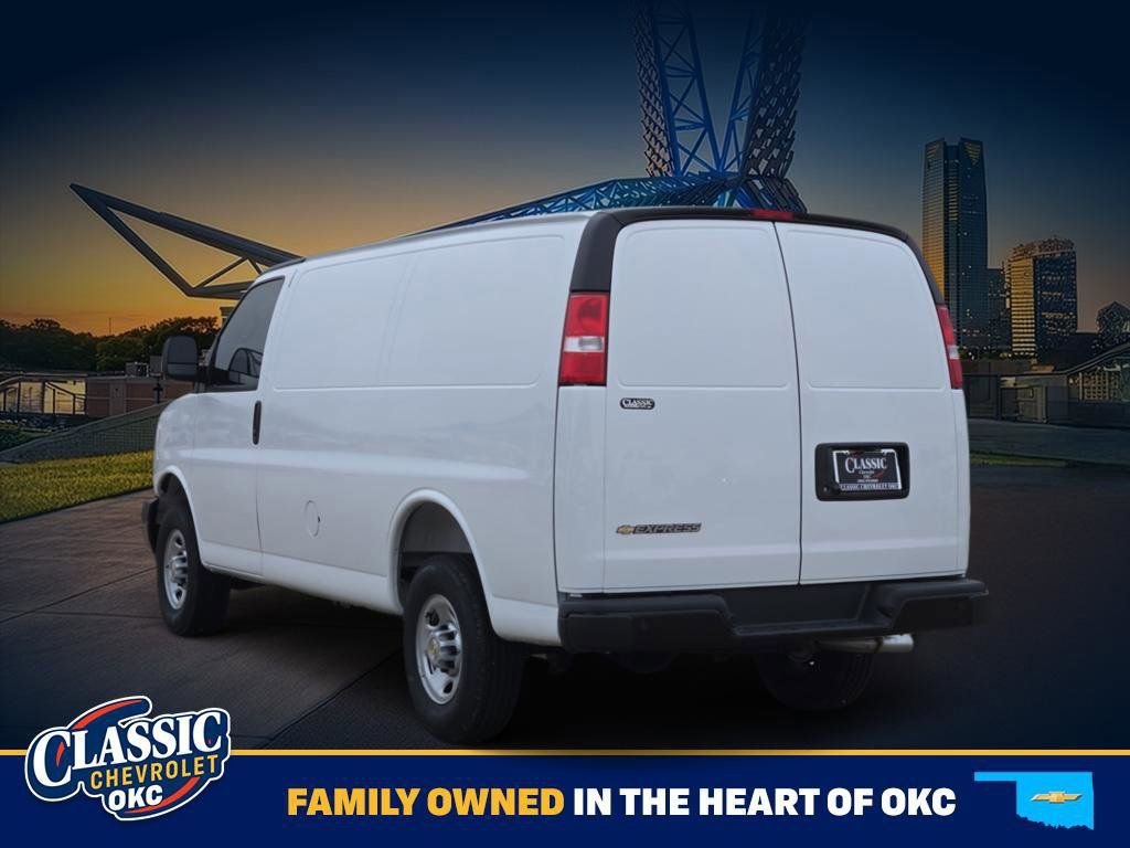 2025 Chevrolet Express Cargo Work Van - Photo 6