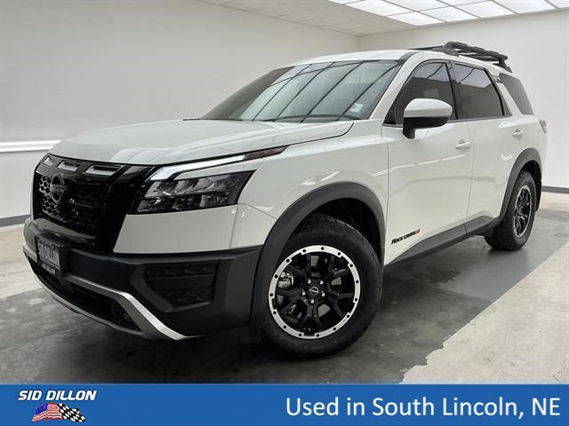 Glacier White 2024 Nissan Pathfinder SUV / Crossover All-Wheel Drive Automatic