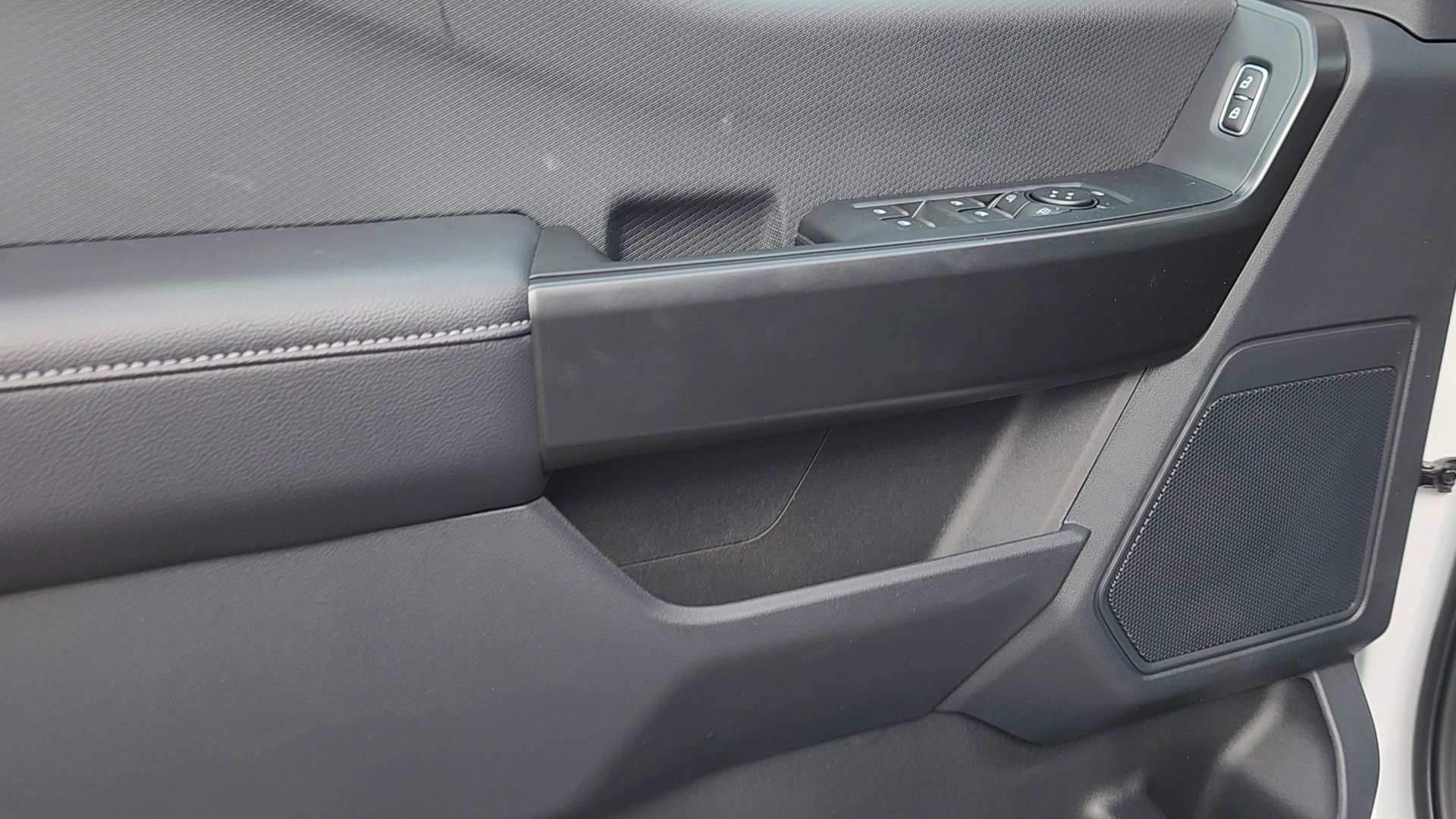 New 2026 Oxford White Ford STX image 26