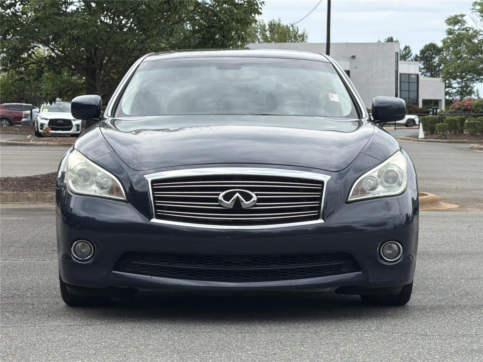 Used 2013  INFINITI Base image 28