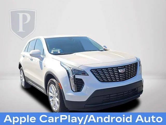 Used 2019 White Cadillac Luxury image 13