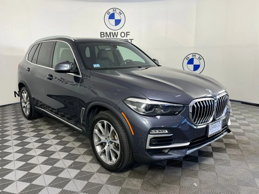 Used 2020 Gray BMW xDrive40i image 1