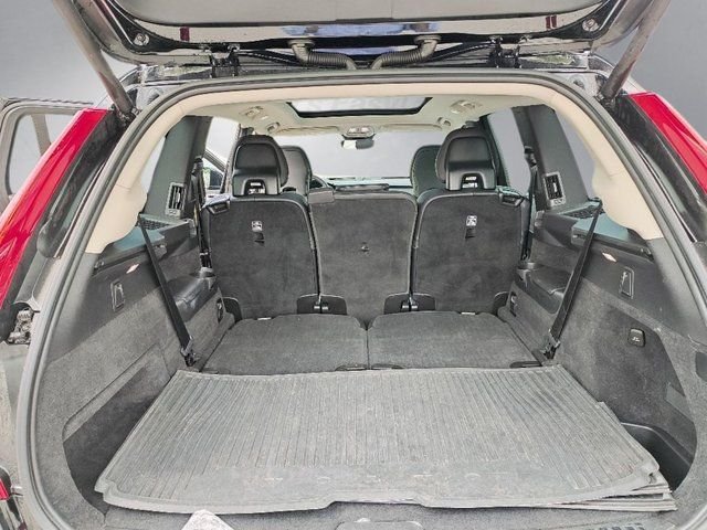 Used 2023 Black Volvo Ultimate image 24