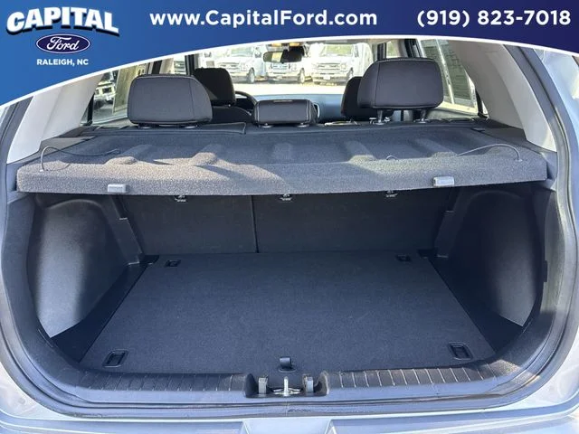 Used 2025 Silver Hyundai SEL image 16