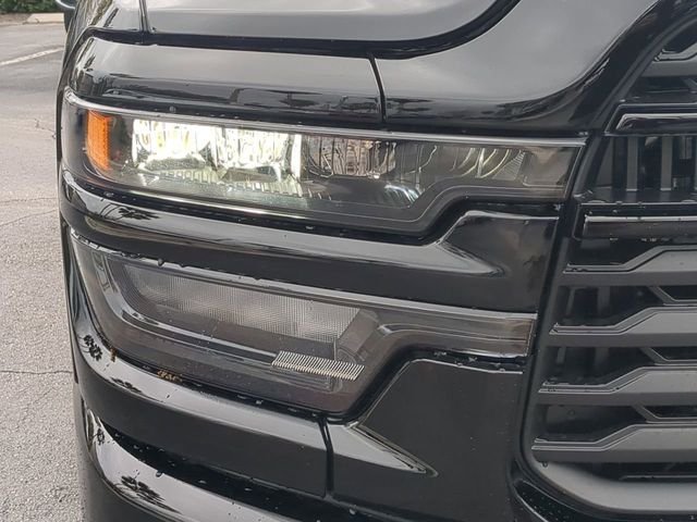 New 2026 Diamond Black Crystal Pearl-Coat Exterior Paint RAM Big Horn image 10