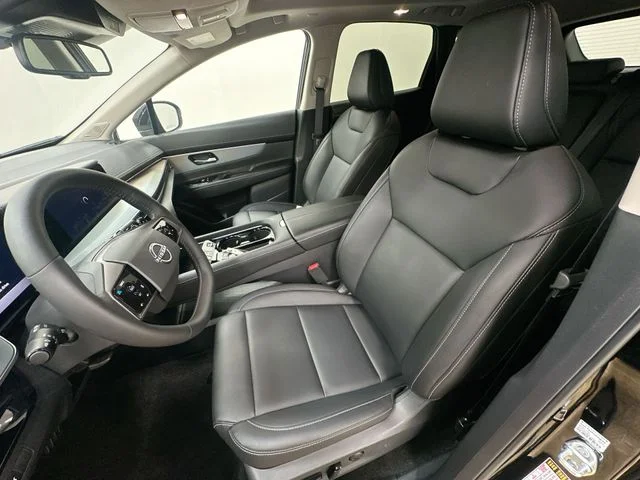 Used 2025 Black Nissan SL image 14