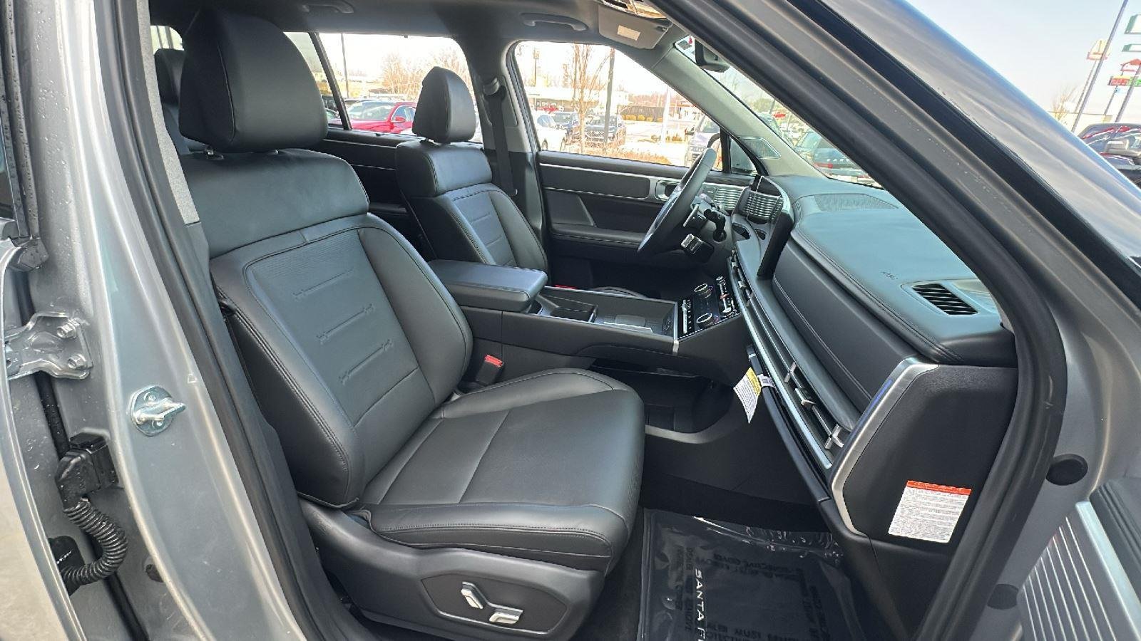 New 2025 Shimmering Silver Hyundai Limited image 43