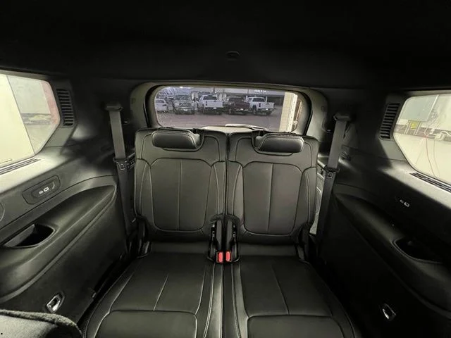 Used 2023 White Jeep Overland image 14