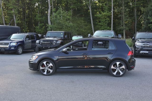 Used 2016 Black Volkswagen S image 4