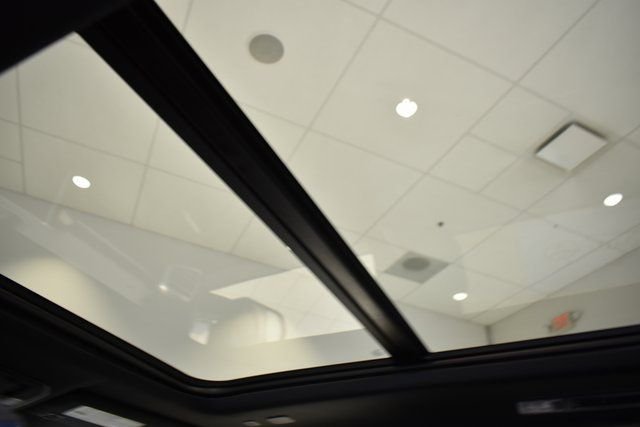 2026 Toyota Sequoia Platinum - Photo 9