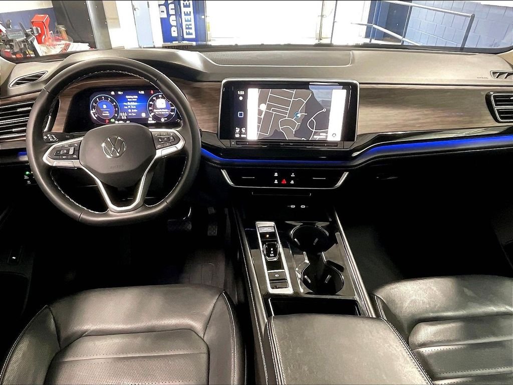 Used 2025 Gray Volkswagen 2.0T SEL image 22
