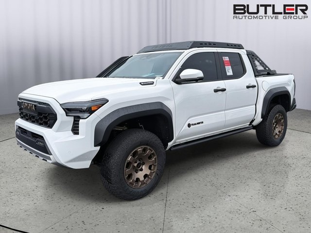 2026 Toyota Tacoma i-FORCE MAX Trailhunter
