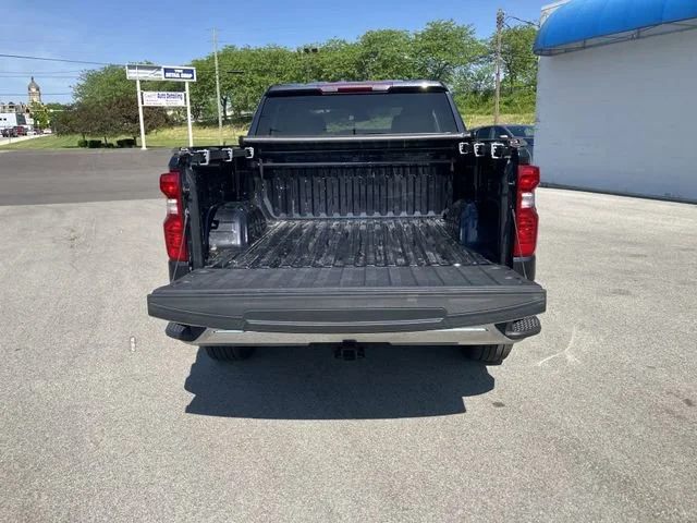 2023 Chevrolet Silverado 1500 LT - Photo 23