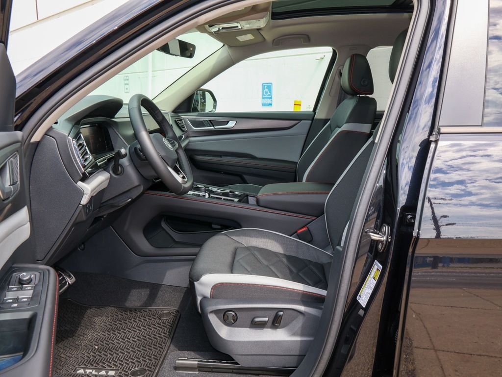 New 2026 Black Volkswagen 2.0T Peak Edition image 12