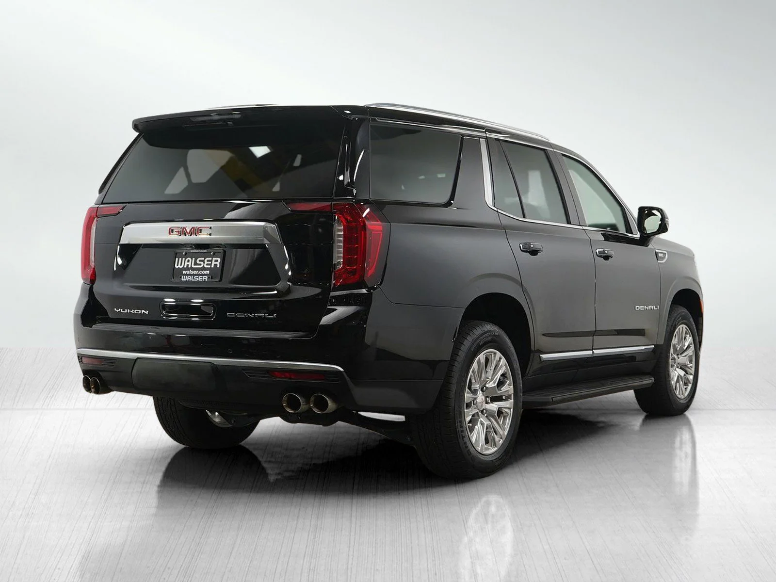 Used 2024 Onyx Black GMC Denali image 6