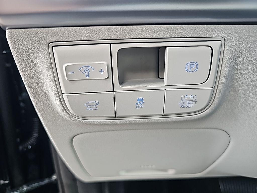New 2026 Blue Hyundai SEL AWD image 15