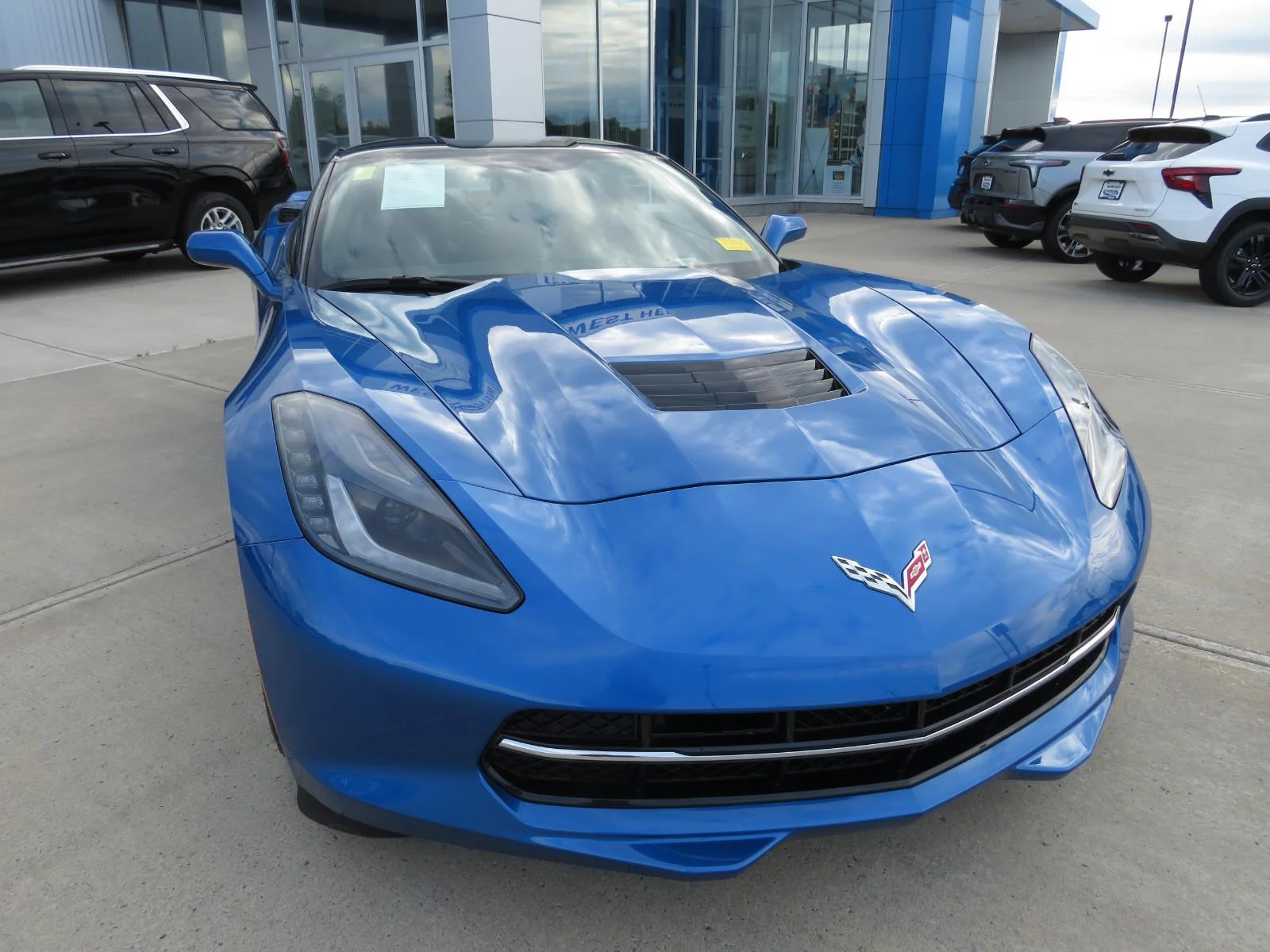 Used 2015  CHEVROLET  image 4