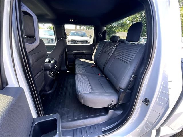 Used 2021 White Ford XL image 21
