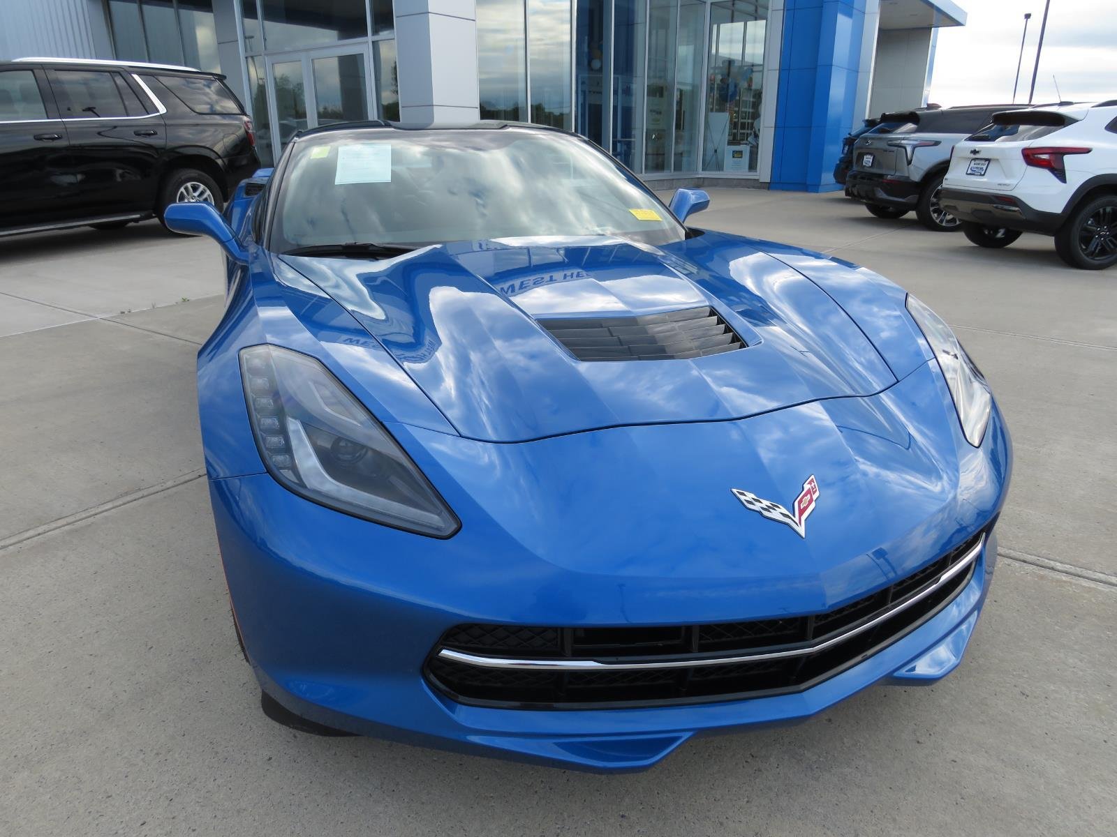 Used 2015  CHEVROLET  image 4