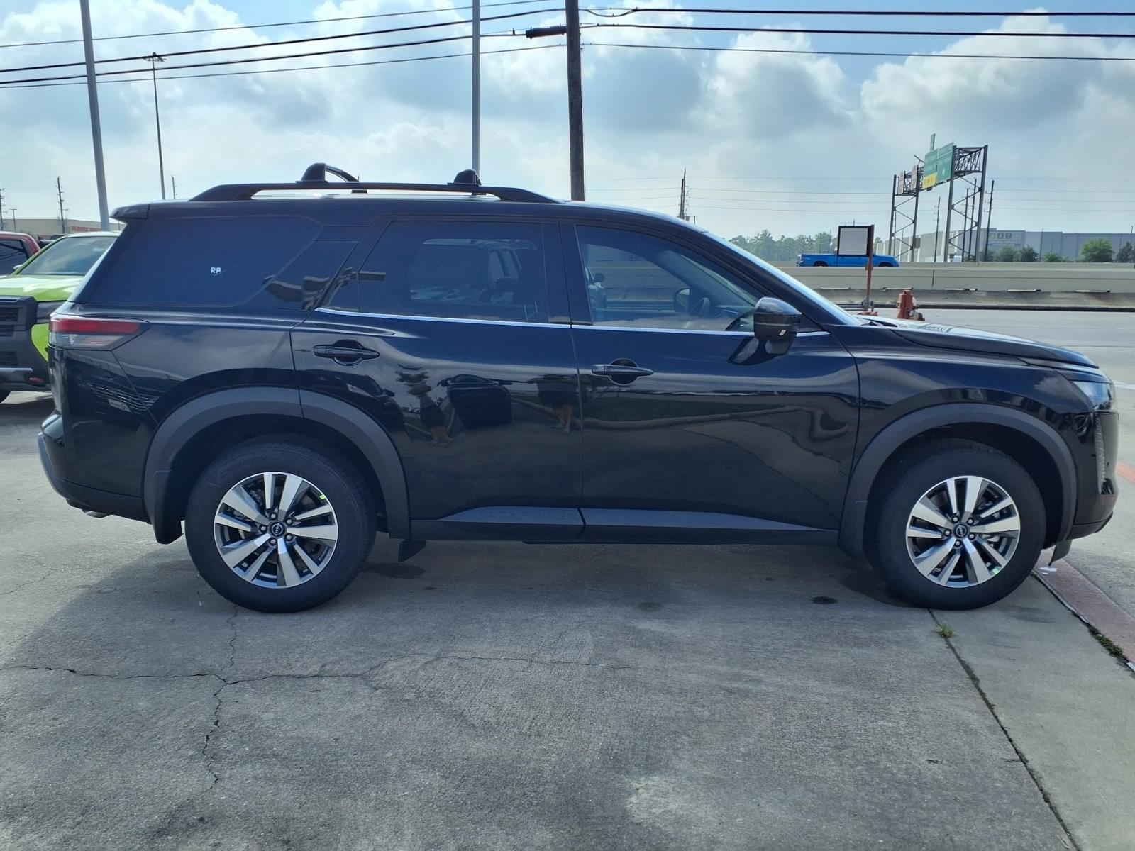 2026 Nissan Pathfinder SL Black at Robbins Nissan