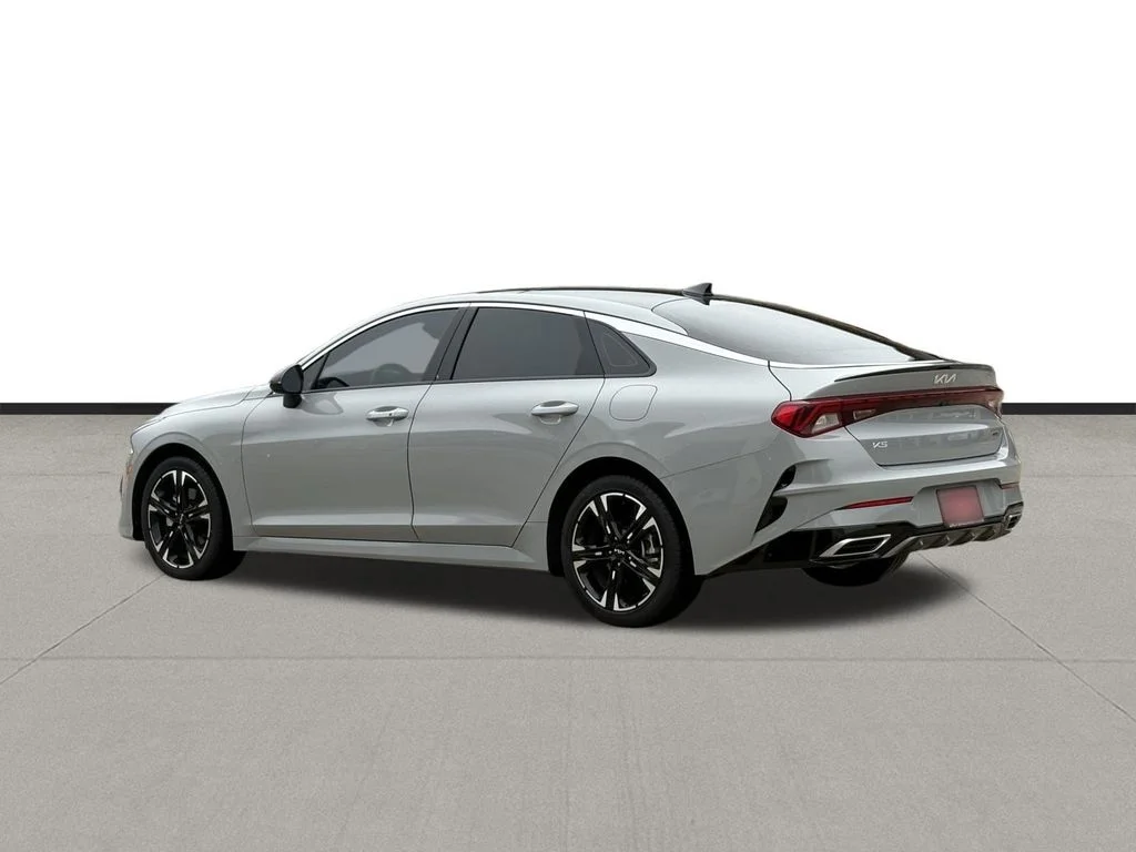Used 2024 Wolf Gray Kia GT-Line image 7