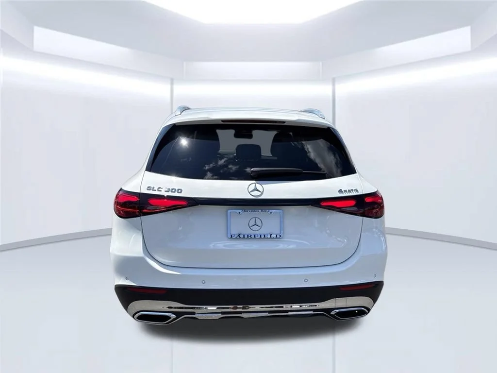 New 2027 Polar White Mercedes-Benz GLC 300 image 6