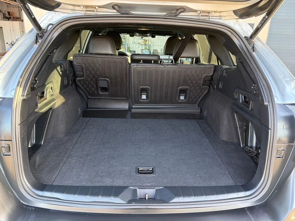 Used 2022 Silver Subaru Wilderness image 14