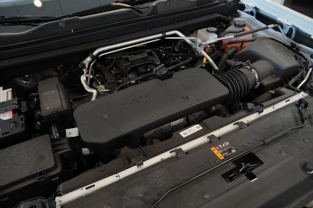 New 2026 Summit White Chevrolet LT image 37