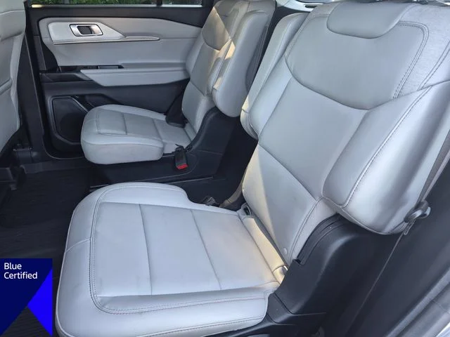 Used 2025 Gray Ford Active image 30