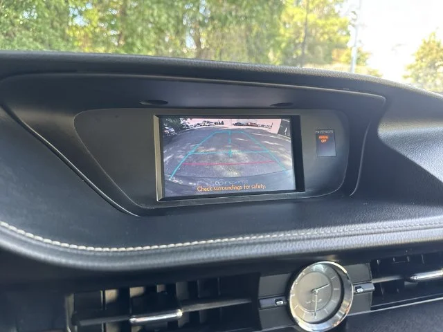 Used 2014 Black Lexus 350 image 18