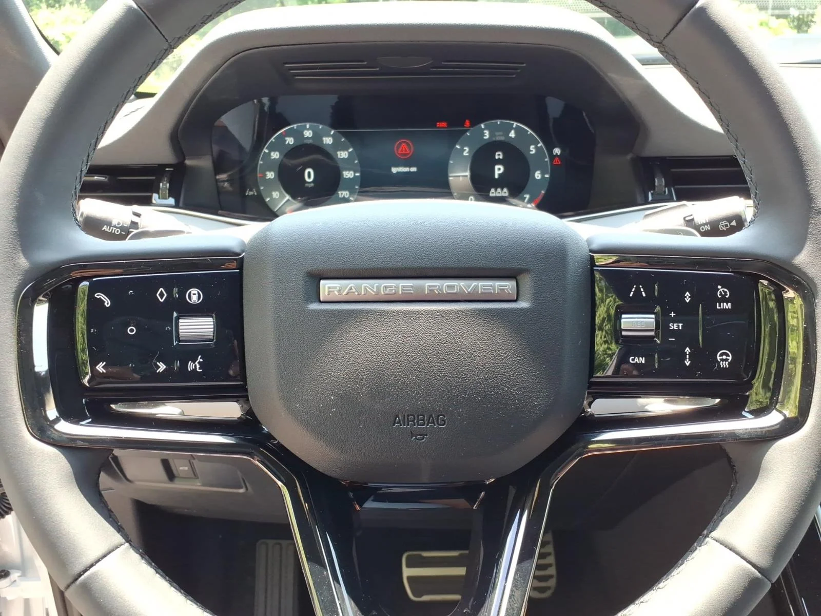 New 2026 Fuji White Land Rover P250 Hoxton Edition image 11