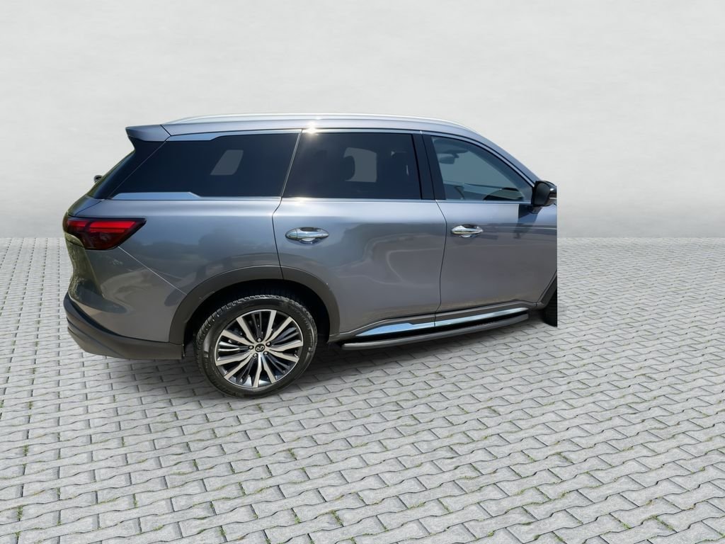Used 2023 Moonbow Blue INFINITI Sensory image 8