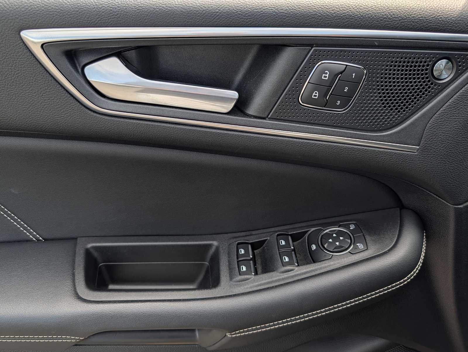 2022 Ford Edge ST - Photo 20