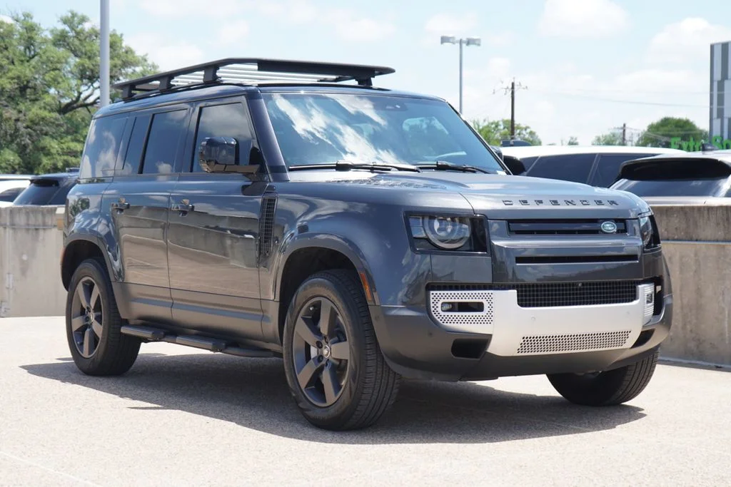 2025 Land Rover Defender S - Photo 12
